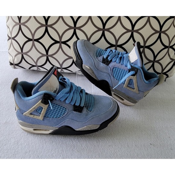 Jordan 4 Retro Mid University Blue Sneakers Size 5.5Y low top No Box - Picture 4 of 6